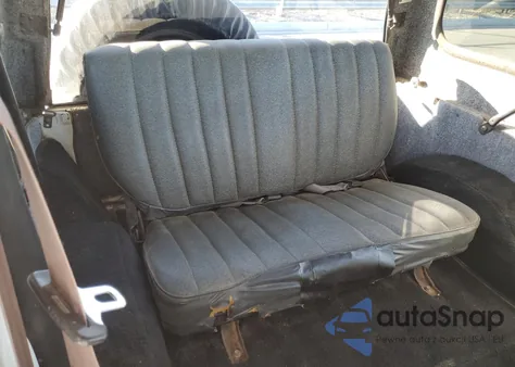 1988 Suzuki Samurai из США, поврежденный, VIN JS4JC51C9J4240026